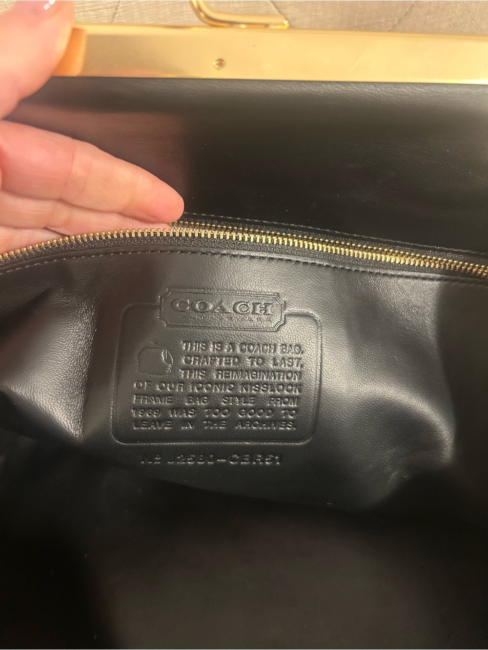 Coach Black Leather Kiss-Lock Frame Clutch with Gold Hardware - Picture 4 of 4